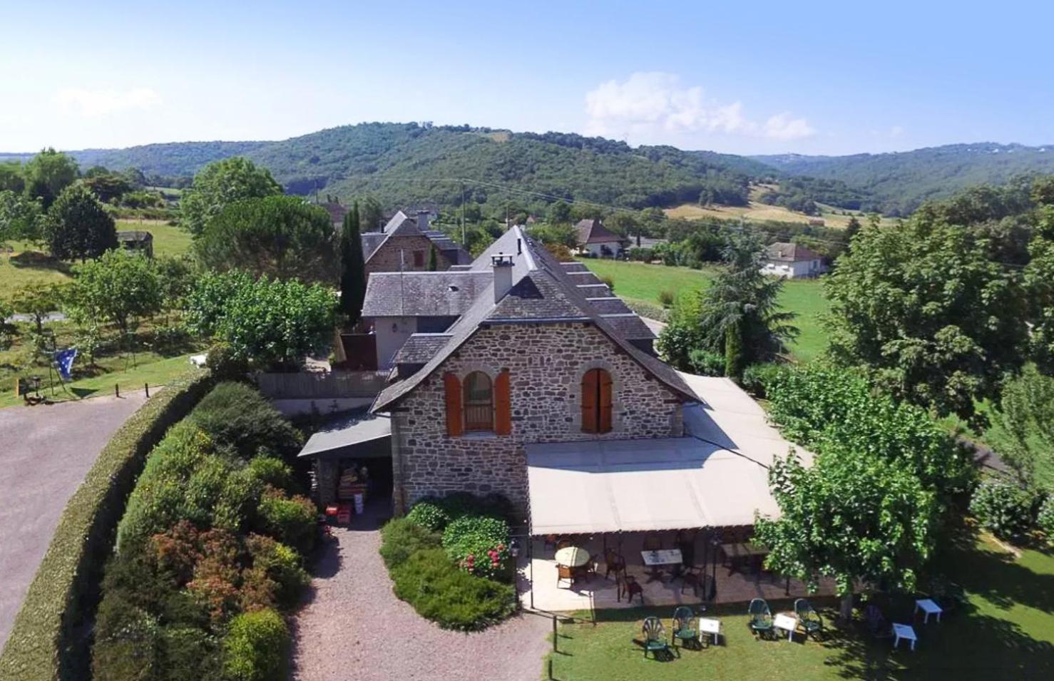 Gite Bellevue - Domaine De La Chapelle En Correze Экстерьер фото